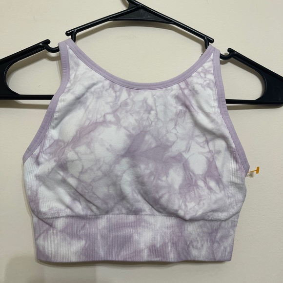 AVIA - Picture 1 of 5